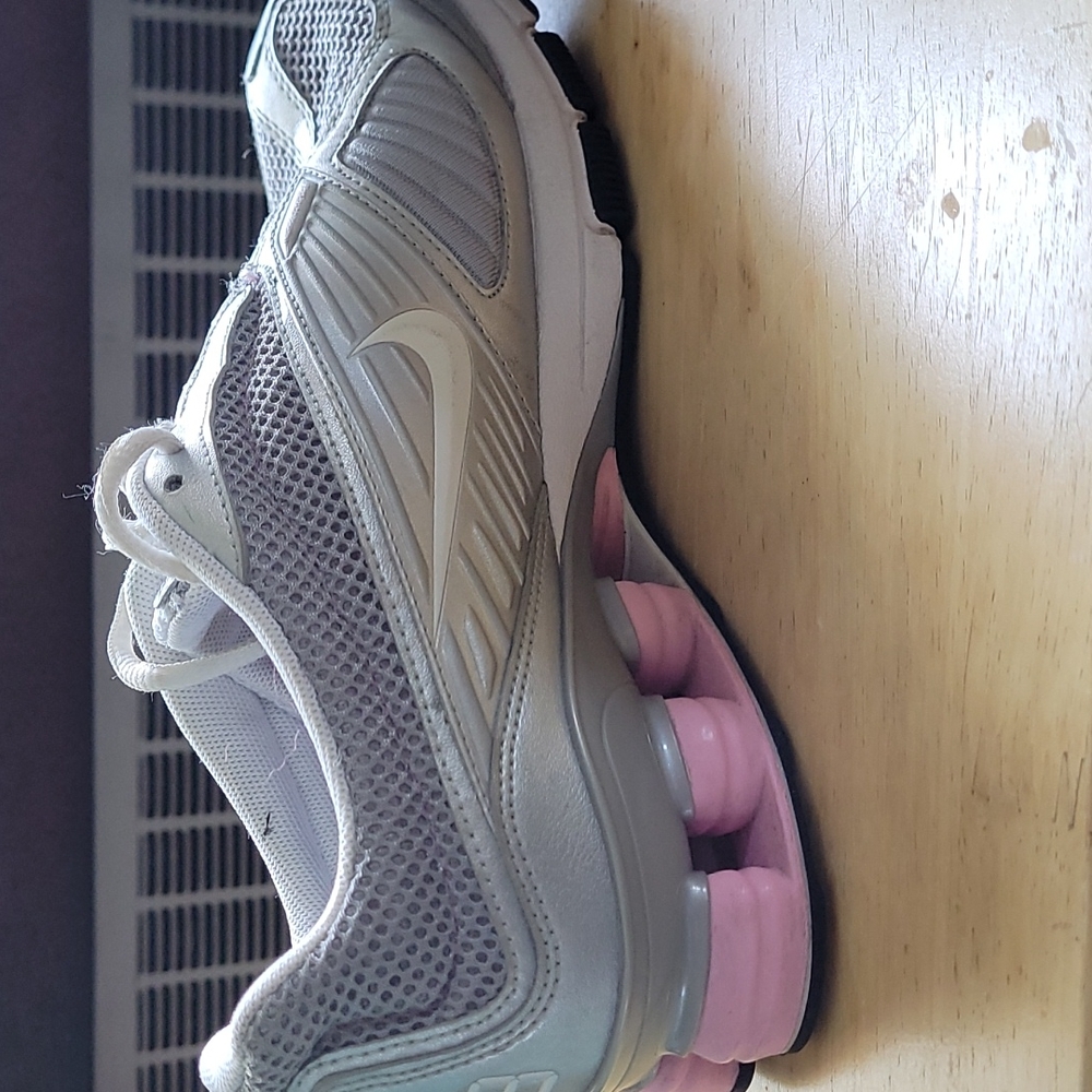 NIKE SNEAKERS - Picture 7 of 14